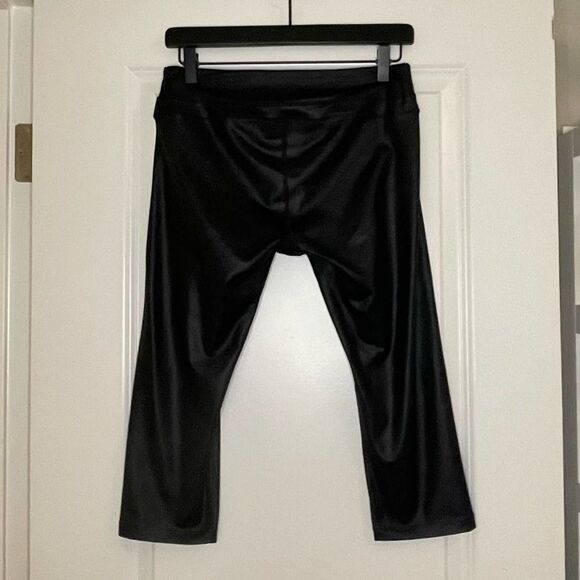Ryu Shiny Black Crop Workout Leggings M - Picture 4 of 12